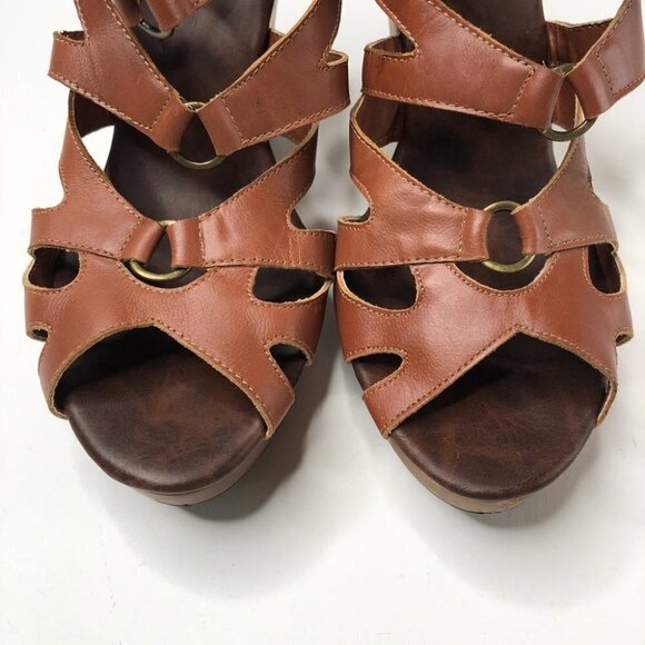 Restricted Camel Brown Strappy Cutout Wooden Platform Wedge Sandals Shoes - Picture 2 of 16